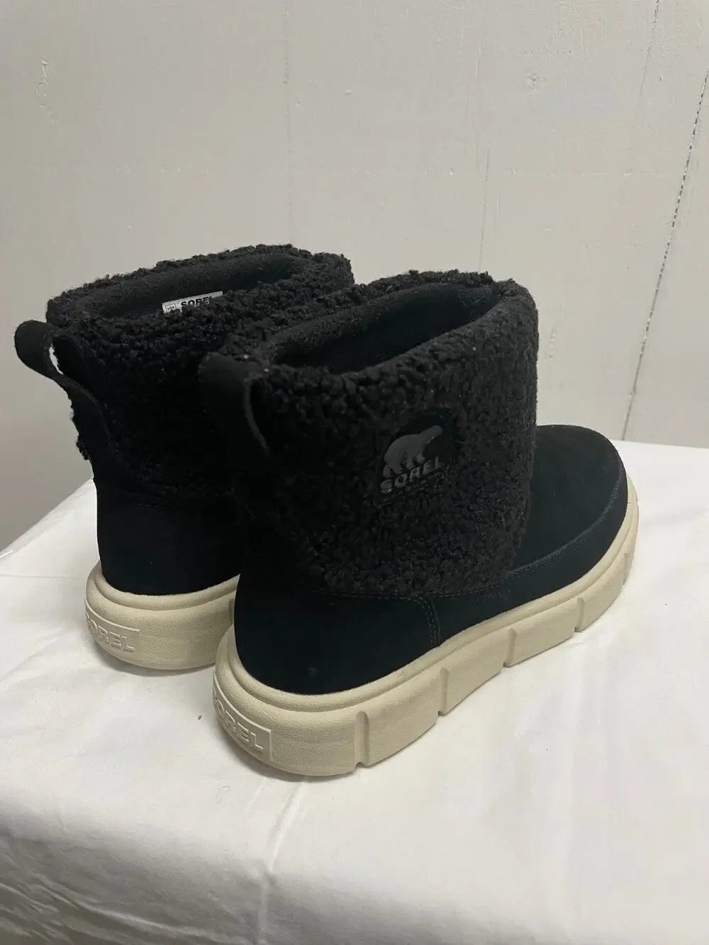 Sorel Waterproof Suede Boots Size 6 Black New Without Box Faux Fur